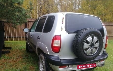 Chevrolet Niva I рестайлинг, 2004 год, 200 000 рублей, 5 фотография