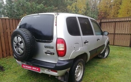 Chevrolet Niva I рестайлинг, 2004 год, 200 000 рублей, 4 фотография