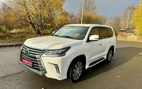 Lexus LX III, 2017 год, 8 900 000 рублей, 1 фотография