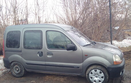 Renault Kangoo II рестайлинг, 2000 год, 350 000 рублей, 35 фотография