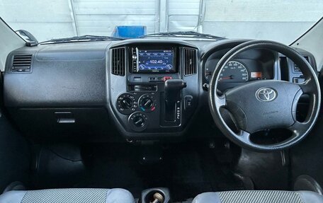 Toyota Lite Ace VI, 2011 год, 990 000 рублей, 13 фотография