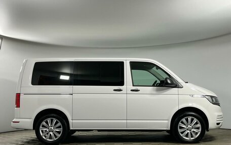 Volkswagen Caravelle T6 рестайлинг, 2021 год, 4 770 000 рублей, 4 фотография