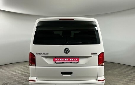 Volkswagen Caravelle T6 рестайлинг, 2021 год, 4 770 000 рублей, 5 фотография