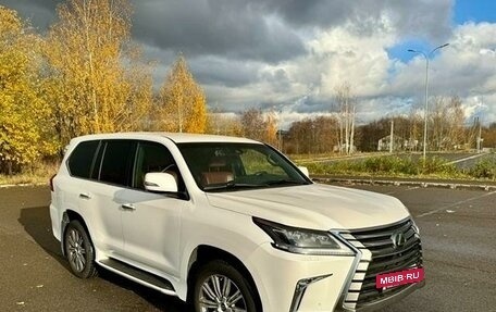 Lexus LX III, 2017 год, 8 900 000 рублей, 2 фотография