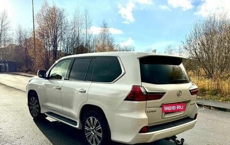 Lexus LX III, 2017 год, 8 900 000 рублей, 6 фотография