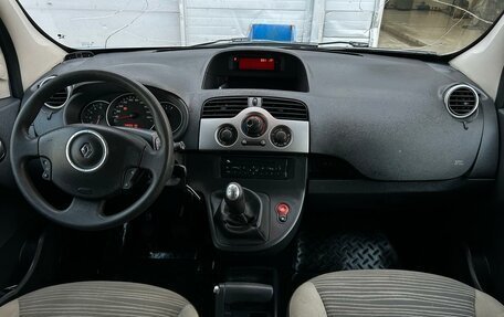 Renault Kangoo II рестайлинг, 2012 год, 890 000 рублей, 14 фотография