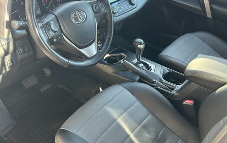 Toyota RAV4, 2016 год, 2 750 000 рублей, 8 фотография