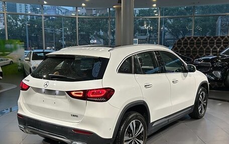 Mercedes-Benz GLA, 2021 год, 2 795 000 рублей, 2 фотография