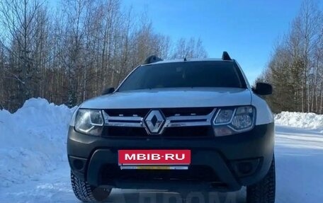 Renault Duster I рестайлинг, 2018 год, 1 340 000 рублей, 6 фотография