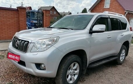 Toyota Land Cruiser Prado 150 рестайлинг 2, 2011 год, 1 966 000 рублей, 14 фотография