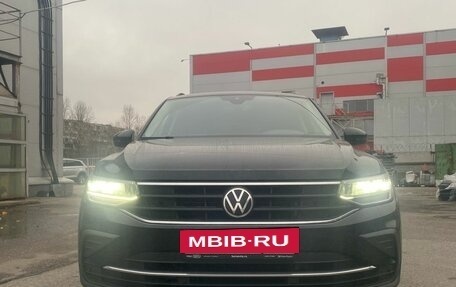 Volkswagen Tiguan II, 2021 год, 3 469 000 рублей, 5 фотография