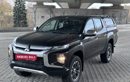 Mitsubishi L200 IV рестайлинг, 2019 год, 2 820 000 рублей, 27 фотография