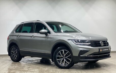 Volkswagen Tiguan II, 2021 год, 3 700 000 рублей, 3 фотография