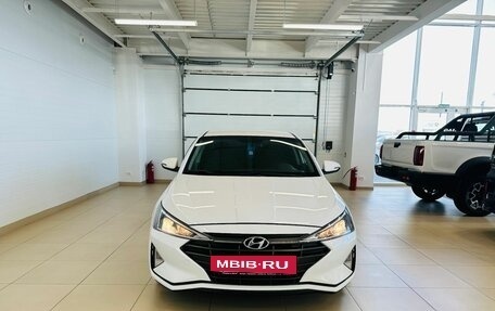 Hyundai Elantra VI рестайлинг, 2019 год, 1 899 999 рублей, 9 фотография