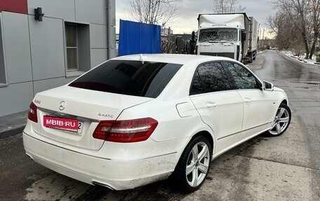 Mercedes-Benz E-Класс, 2011 год, 1 350 000 рублей, 4 фотография