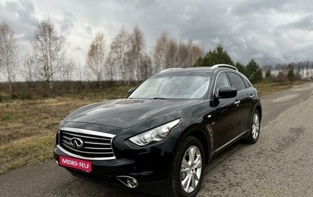 Infiniti QX70, 2016 год, 2 300 000 рублей, 1 фотография