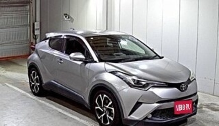 Toyota C-HR I рестайлинг, 2018 год, 1 790 000 рублей, 1 фотография