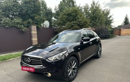 Infiniti QX70, 2015 год, 3 490 000 рублей, 3 фотография