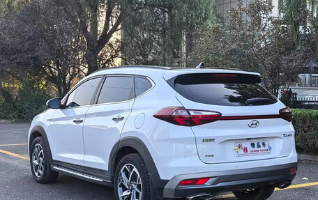 Hyundai Tucson III, 2021 год, 1 750 000 рублей, 4 фотография