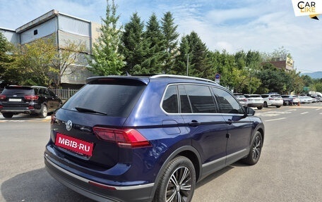 Volkswagen Tiguan II, 2022 год, 4 450 000 рублей, 4 фотография