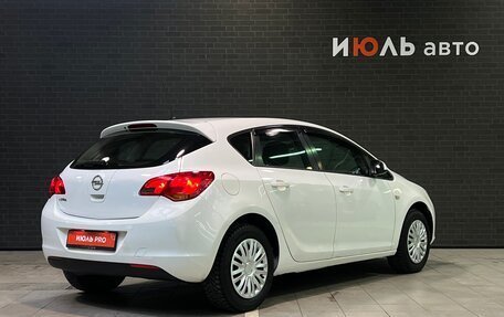 Opel Astra J, 2011 год, 845 000 рублей, 5 фотография