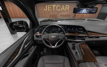 Cadillac Escalade V, 2023 год, 39 000 000 рублей, 20 фотография