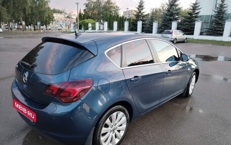 Opel Astra J, 2011 год, 910 000 рублей, 9 фотография