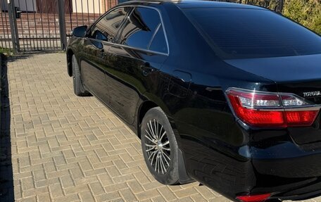 Toyota Camry, 2015 год, 2 300 000 рублей, 10 фотография