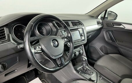 Volkswagen Tiguan II, 2017 год, 2 115 000 рублей, 11 фотография