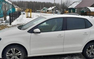 Volkswagen Polo VI (EU Market), 2013 год, 850 000 рублей, 1 фотография