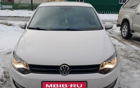 Volkswagen Polo VI (EU Market), 2013 год, 850 000 рублей, 3 фотография