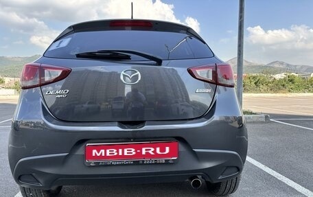 Mazda Demio IV, 2016 год, 1 300 000 рублей, 1 фотография