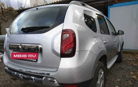 Renault Duster I рестайлинг, 2015 год, 850 000 рублей, 3 фотография