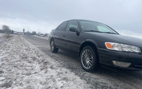 Toyota Camry, 1999 год, 650 000 рублей, 2 фотография