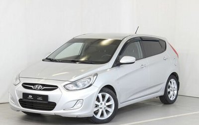 Hyundai Solaris II рестайлинг, 2012 год, 800 000 рублей, 1 фотография