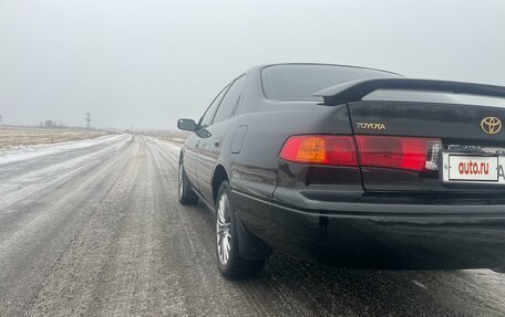 Toyota Camry, 1999 год, 650 000 рублей, 8 фотография