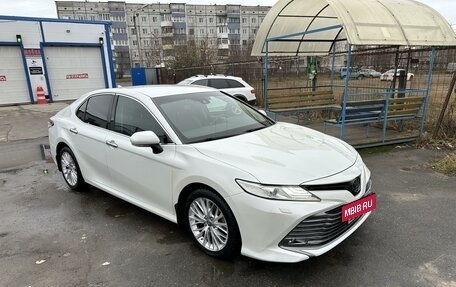 Toyota Camry, 2020 год, 3 350 000 рублей, 5 фотография