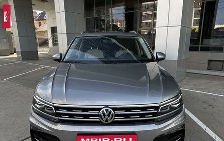 Volkswagen Tiguan II, 2018 год, 4 300 000 рублей, 7 фотография