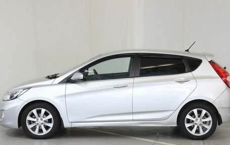 Hyundai Solaris II рестайлинг, 2012 год, 800 000 рублей, 8 фотография