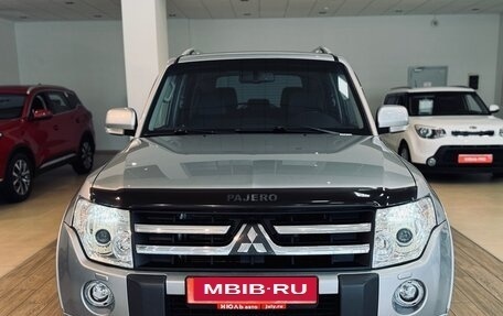 Mitsubishi Pajero IV, 2011 год, 2 200 000 рублей, 2 фотография