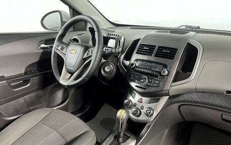 Chevrolet Aveo III, 2013 год, 938 607 рублей, 13 фотография