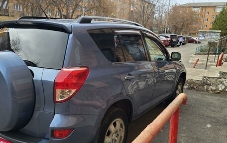 Toyota RAV4, 2006 год, 1 200 000 рублей, 8 фотография