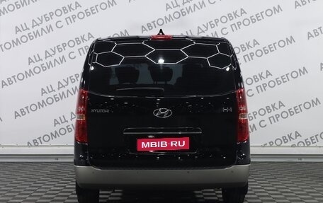 Hyundai H-1 II рестайлинг, 2021 год, 3 419 000 рублей, 19 фотография