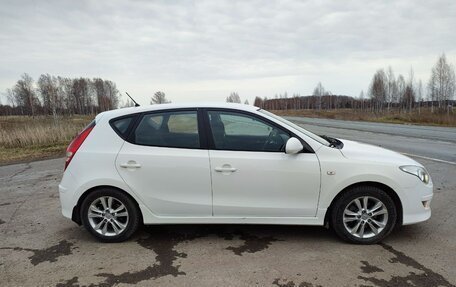 Hyundai i30 I, 2011 год, 950 000 рублей, 8 фотография