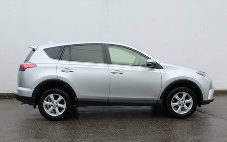 Toyota RAV4, 2015 год, 2 300 000 рублей, 4 фотография