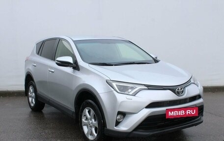 Toyota RAV4, 2015 год, 2 300 000 рублей, 3 фотография