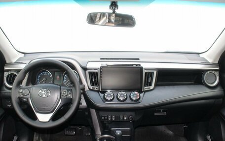 Toyota RAV4, 2015 год, 2 300 000 рублей, 15 фотография