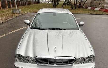 Jaguar XJ III (X350), 2005 год, 1 630 000 рублей, 5 фотография