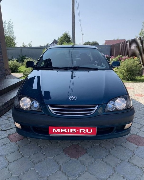 Toyota Avensis, 1998 год, 700 000 рублей, 2 фотография