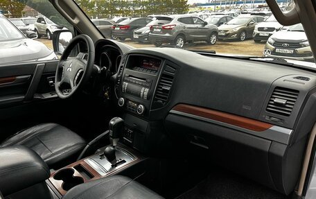 Mitsubishi Pajero IV, 2007 год, 1 500 000 рублей, 9 фотография